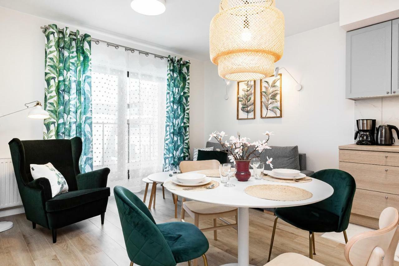 Apartment Walonska With Free Parking Wroclaw By Noclegi Renters Luaran gambar