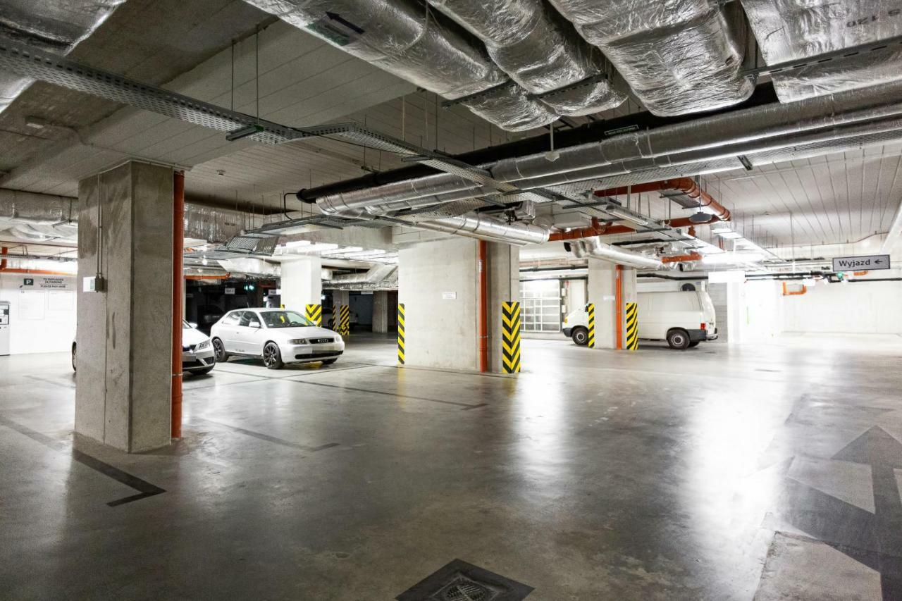 Apartment Walonska With Free Parking Wroclaw By Noclegi Renters Luaran gambar