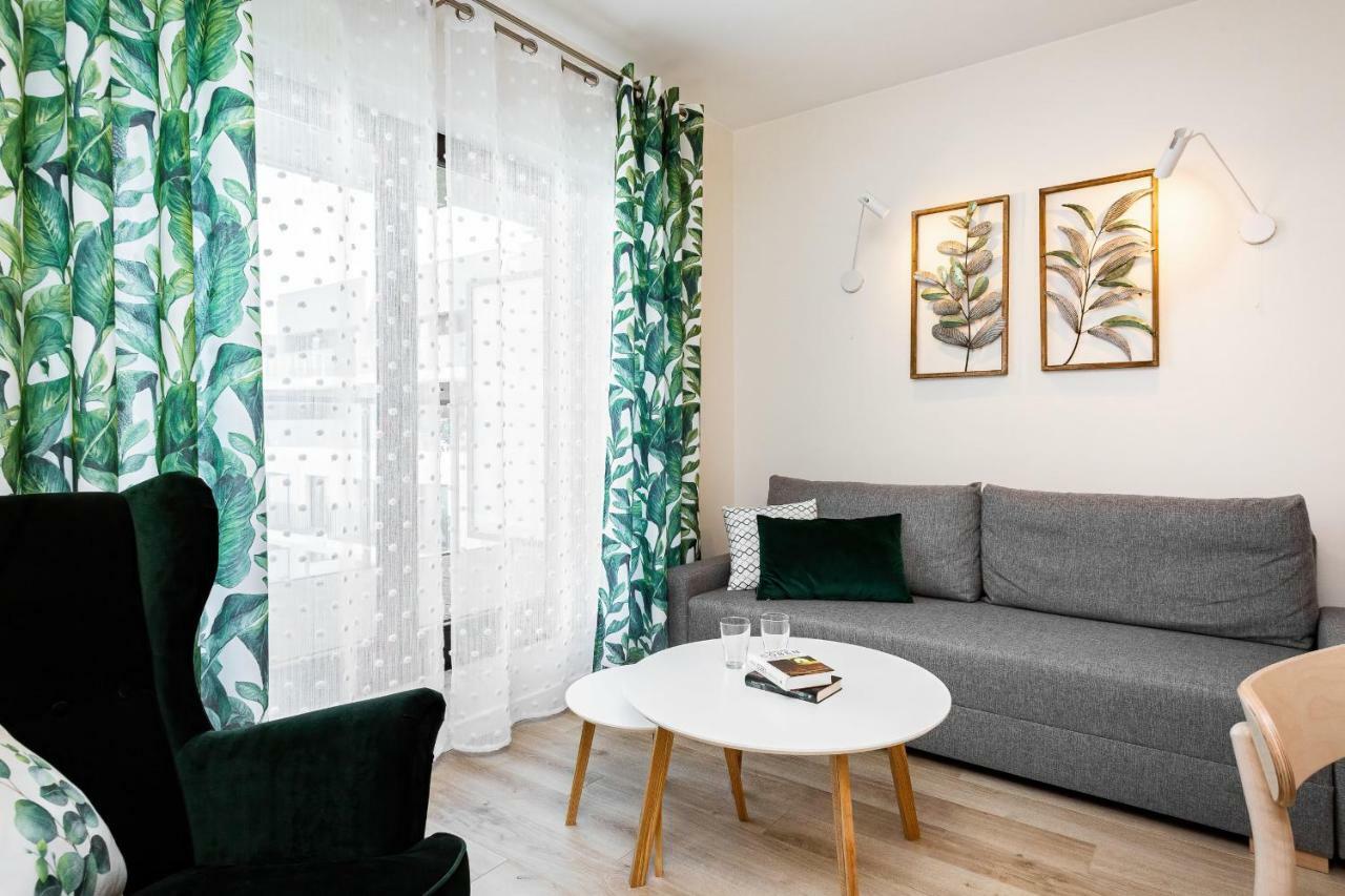 Apartment Walonska With Free Parking Wroclaw By Noclegi Renters Luaran gambar