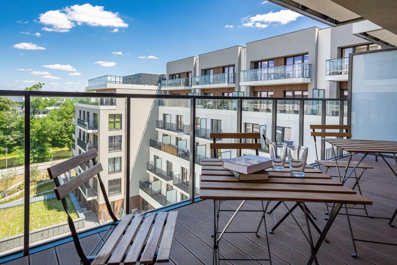 Apartment Walonska With Free Parking Wroclaw By Noclegi Renters Luaran gambar